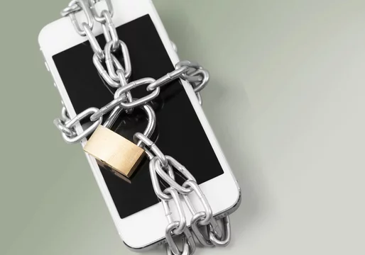  Разблокировка iPhone в Челябинске